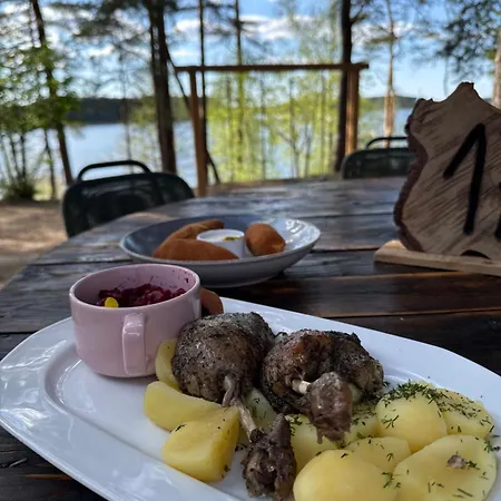 Lesny Brzeg, Chalet *